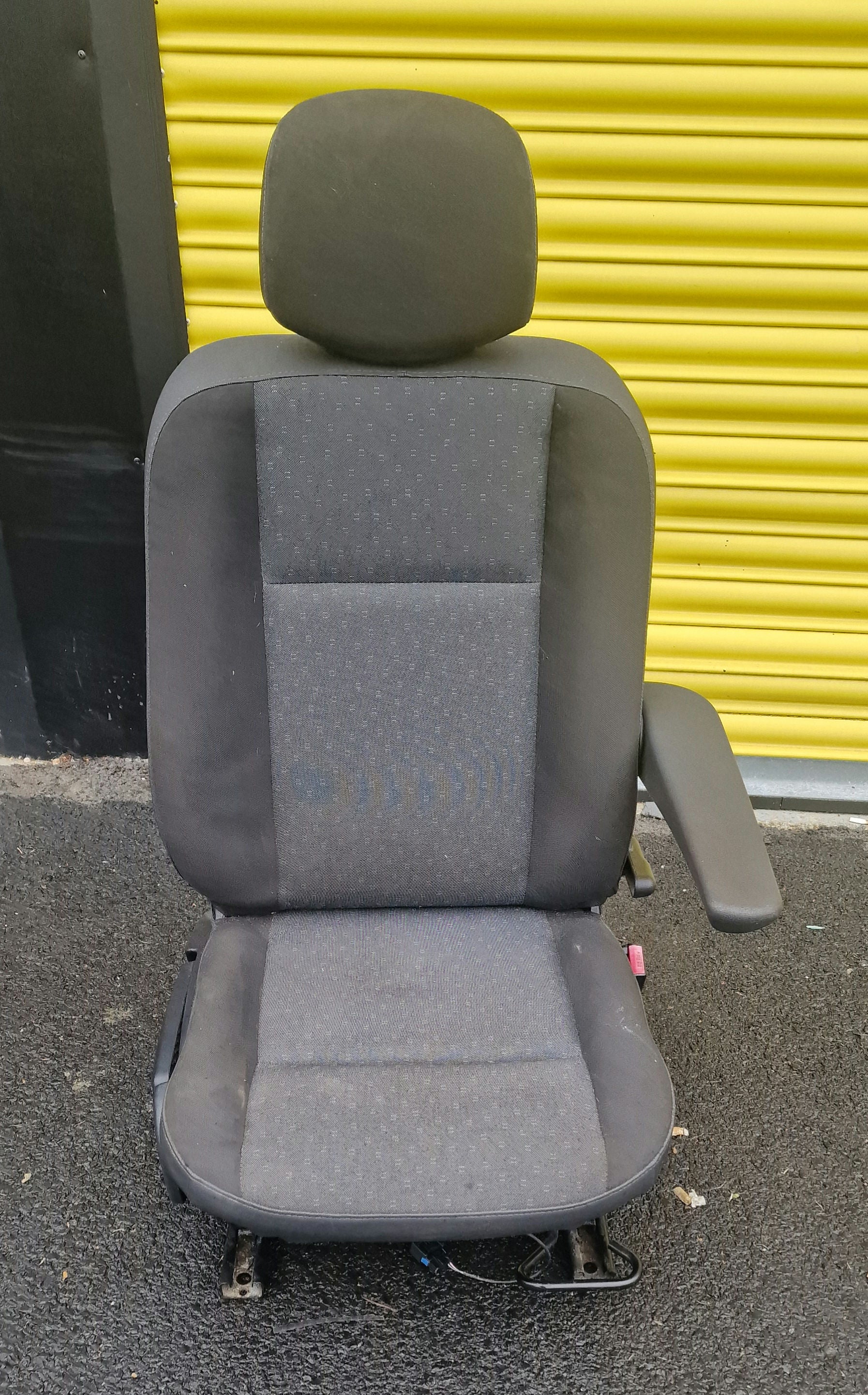Renault Master /  Movano NV400 -  Drivers Seat  2010-Onward image 5