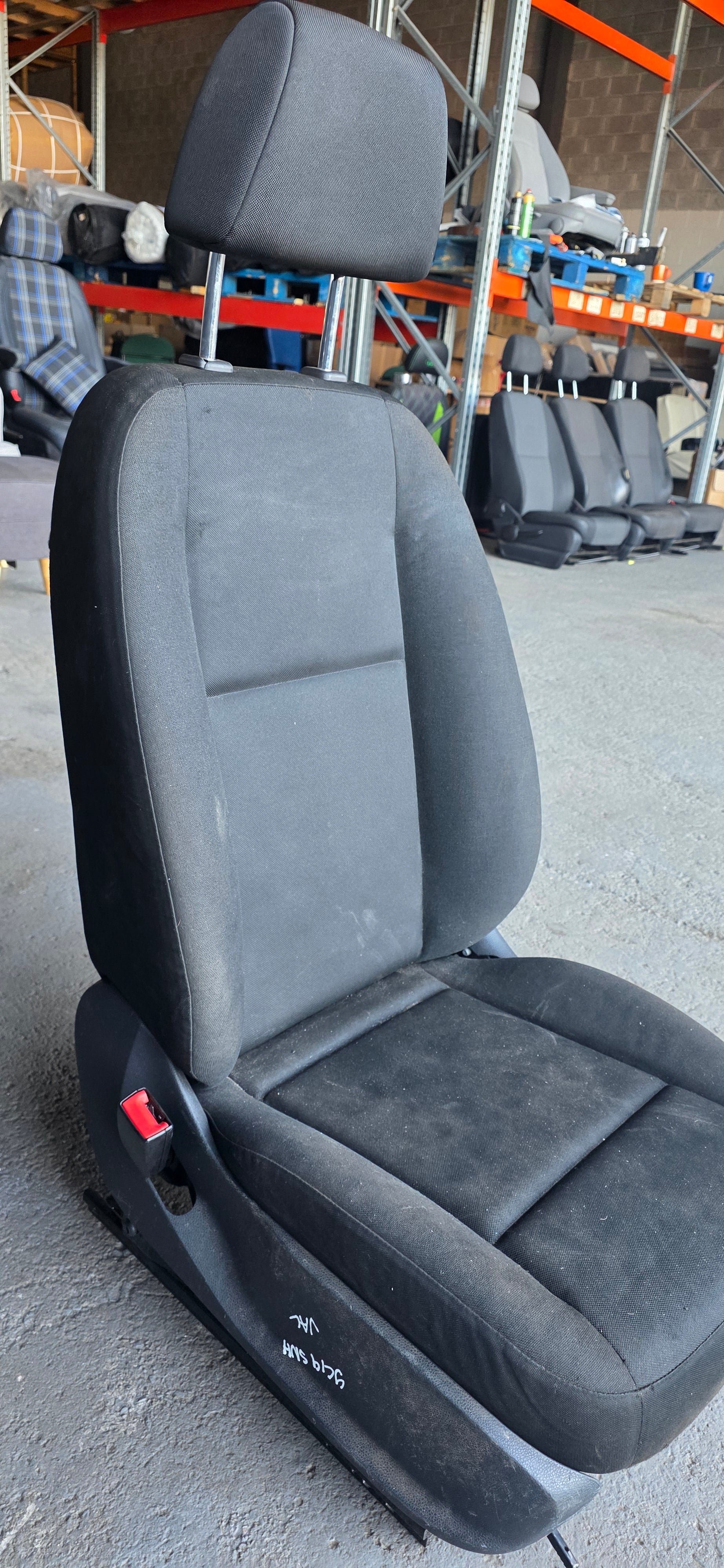 Mercedes Sprinter W907 Passenger Single Seat + Free Base  image 6
