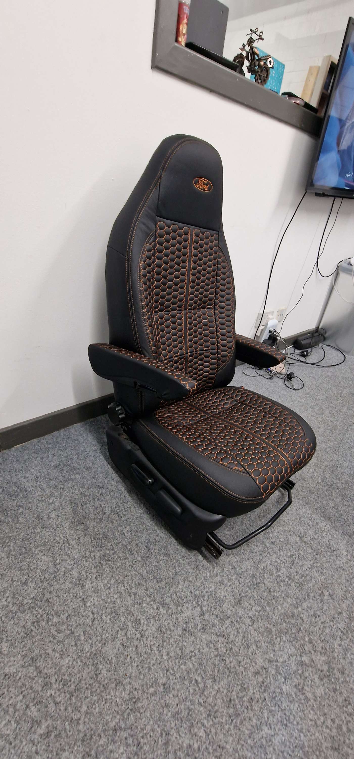 FORD TRANSIT MK6 DRIVERS SEAT WITH ARM REST 2001 - 2006 image 5