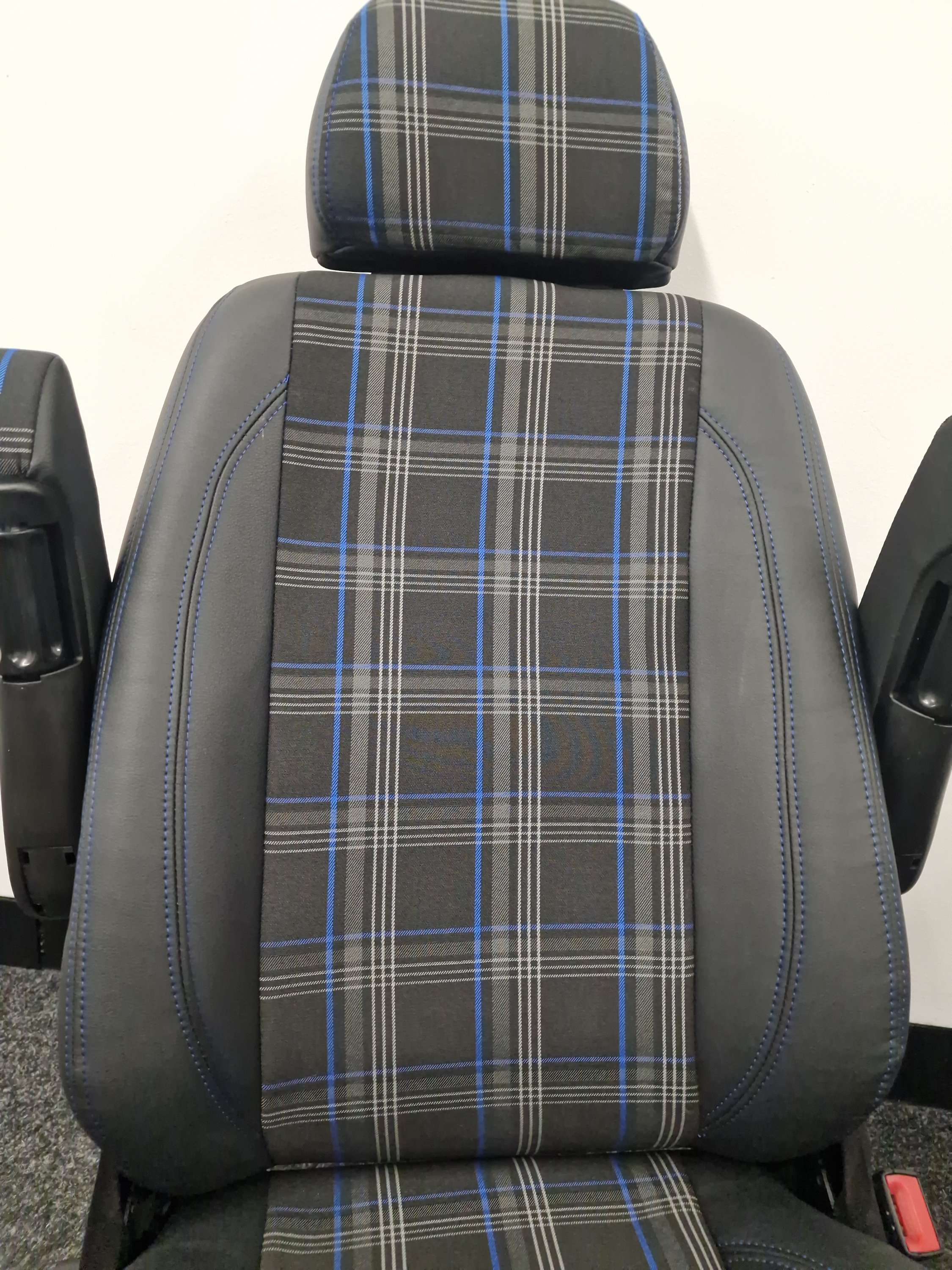 Mercedes Sprinter / Vw Crafter Captain 07/2017 Seats   image 6
