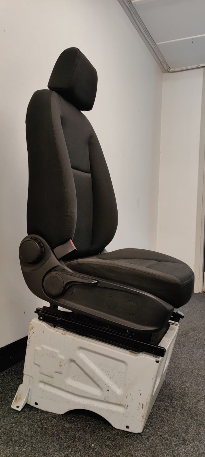 Sprinter Single Passenger Seat & base 2018-2024. Camper image 10