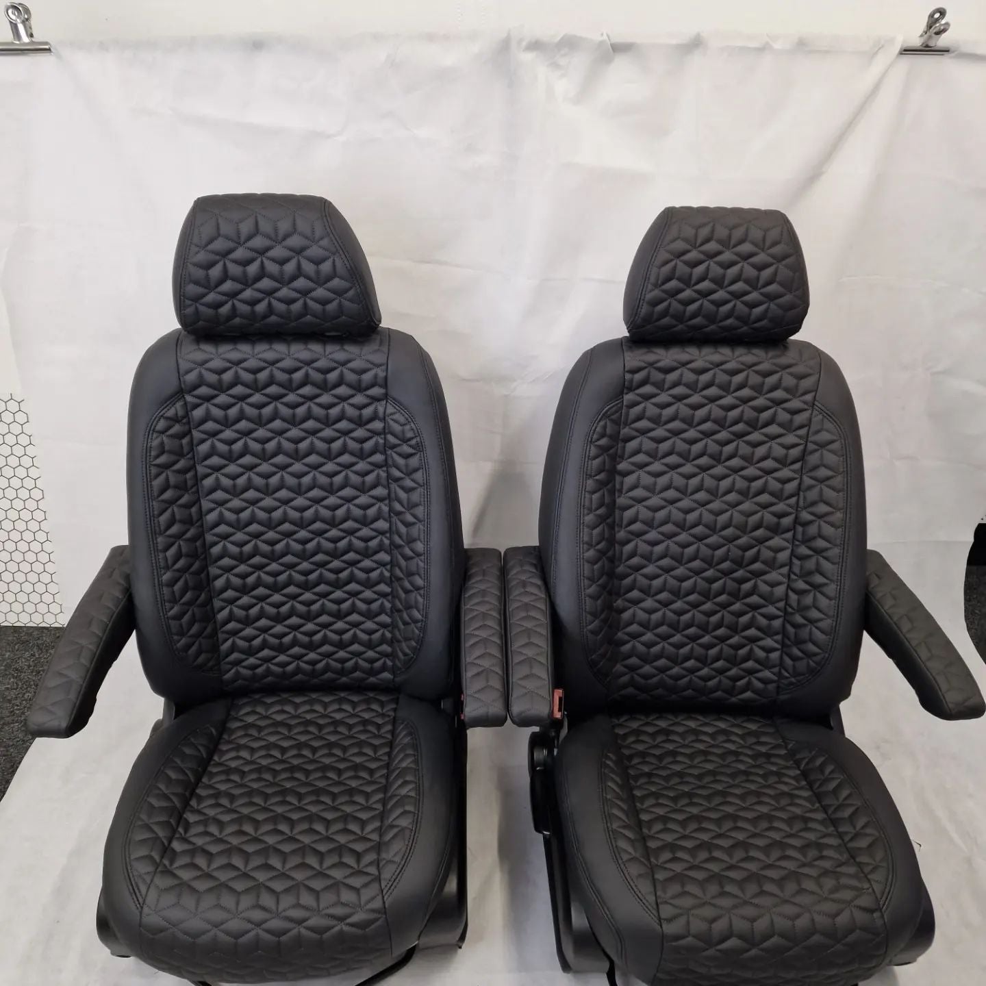 Mercedes Sprinter/VW Crafter Van Seats, Seats are included in the sale image 4