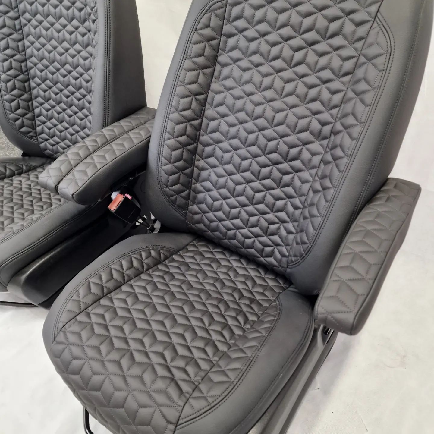 Mercedes Sprinter/VW Crafter Van Seats, Seats are included in the sale image 2