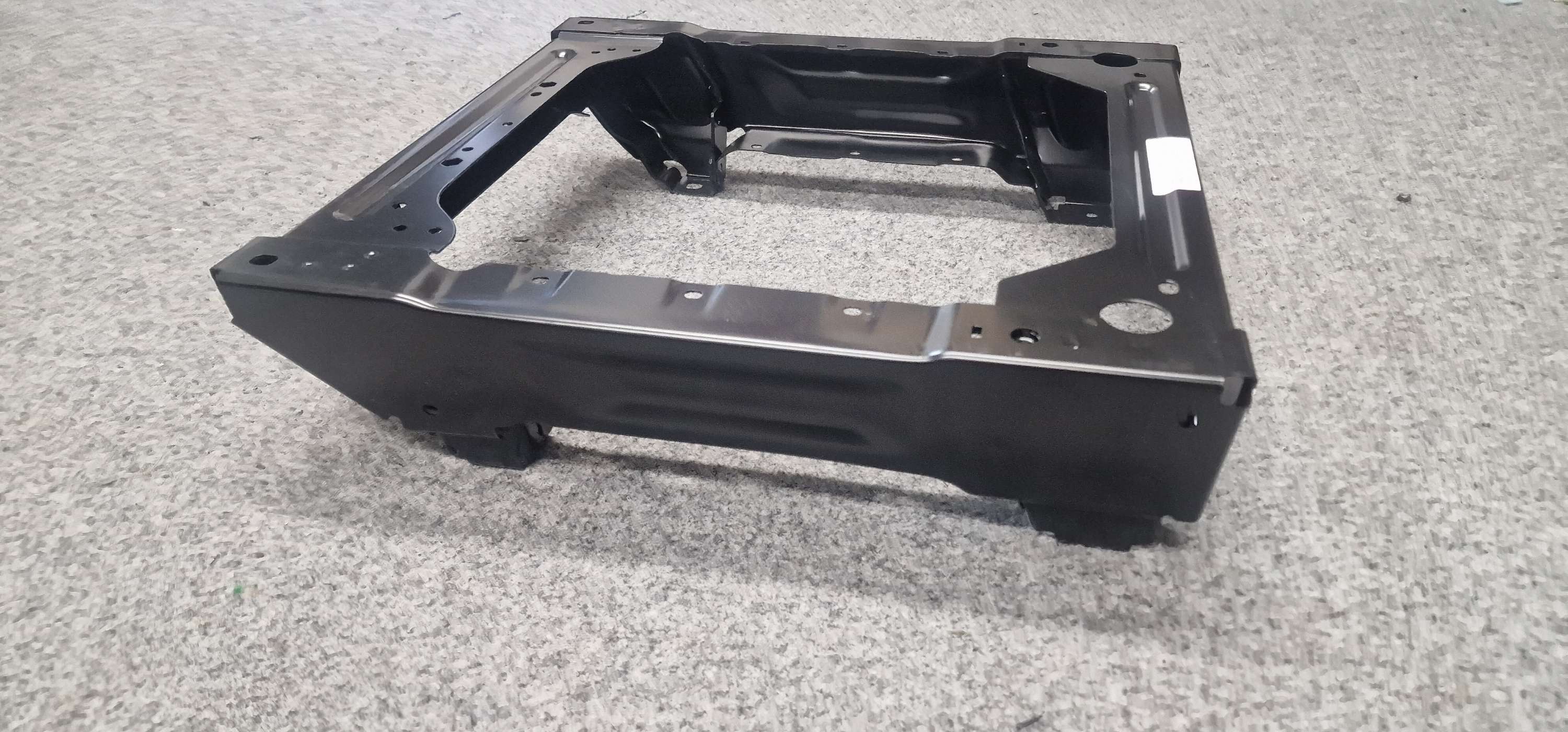 Vw Crafter  2017 + Lowered Single Base Box image 2