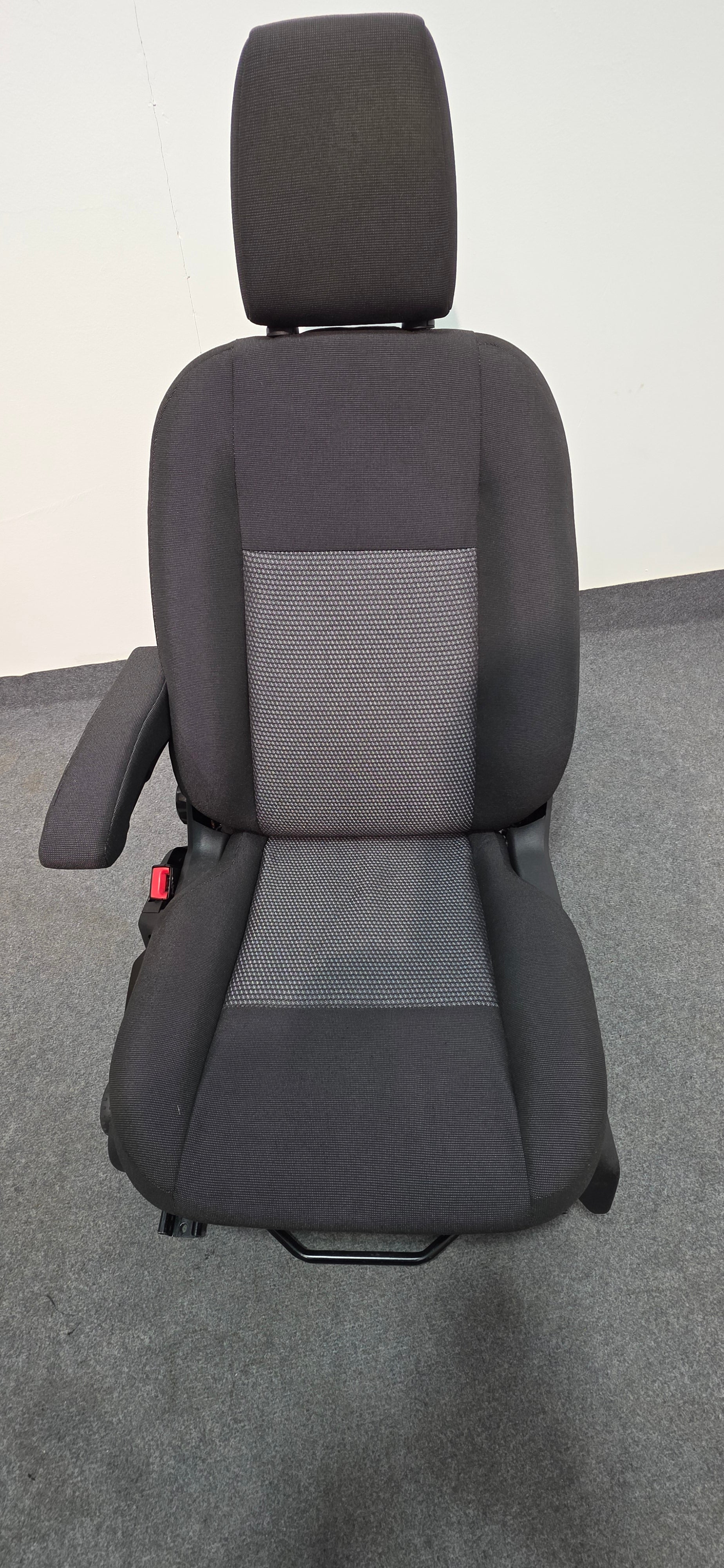 Ford Transit Custom Mk8 Passenger Seat With Armrest & image 2