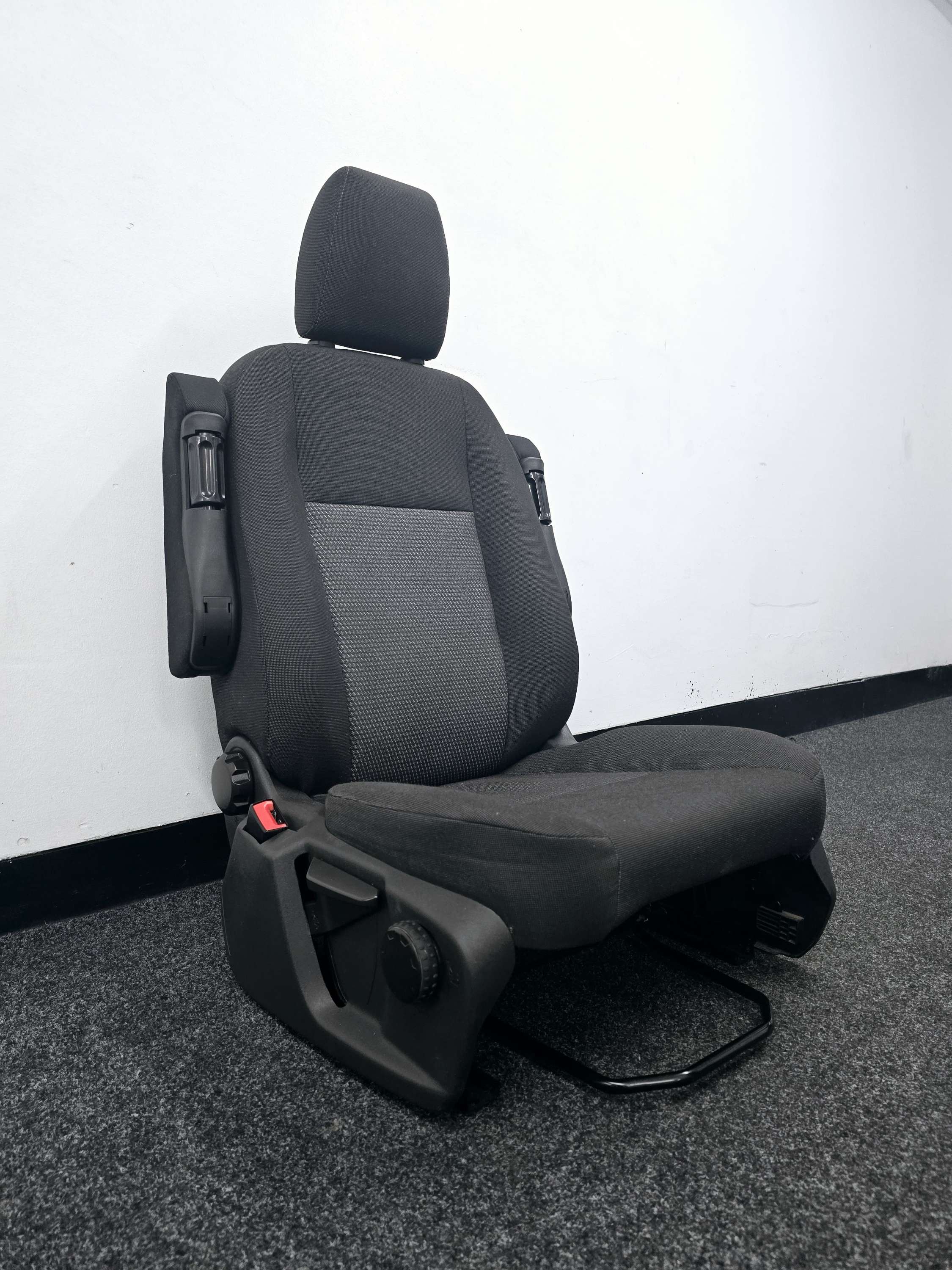 Ford Transit Custom Mk8 Passenger Seat 2 With Armrest image 1