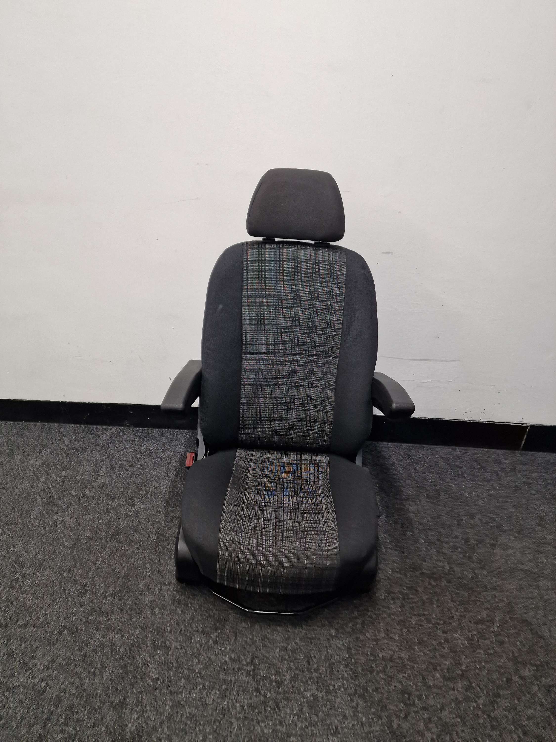 Mercedes Sprinter Passenger Single Seat 2006-17 image 5