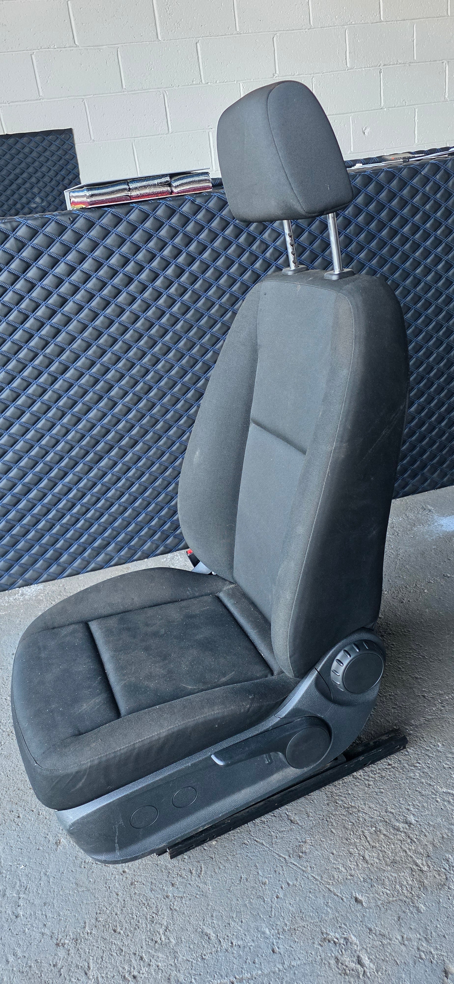 Mercedes Sprinter W907 Passenger Single Seat + Free Base  image 7