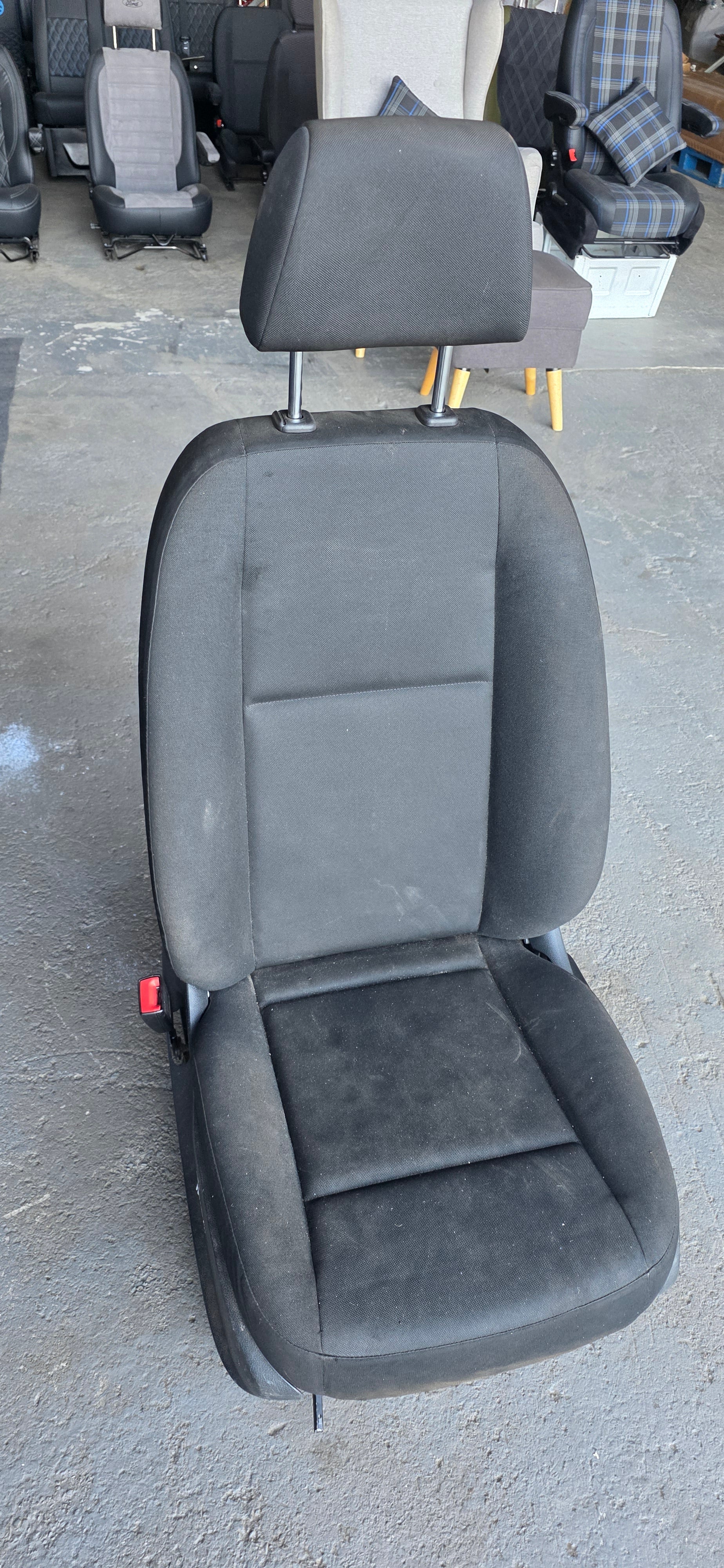 Mercedes Sprinter W907 Passenger Single Seat + Free Base  image 5