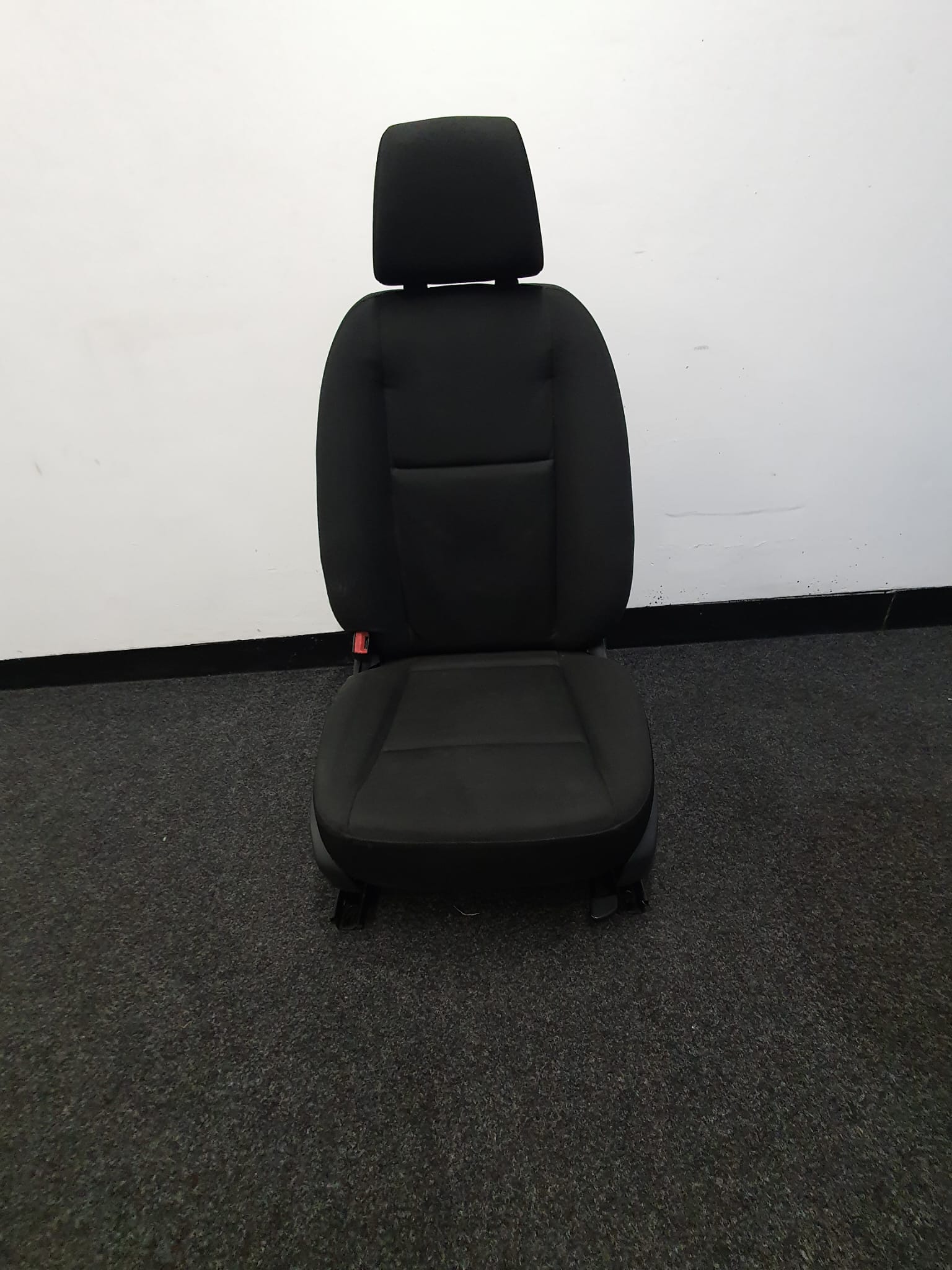 Sprinter Single Passenger Seat & base 2018-2024. Camper image 4