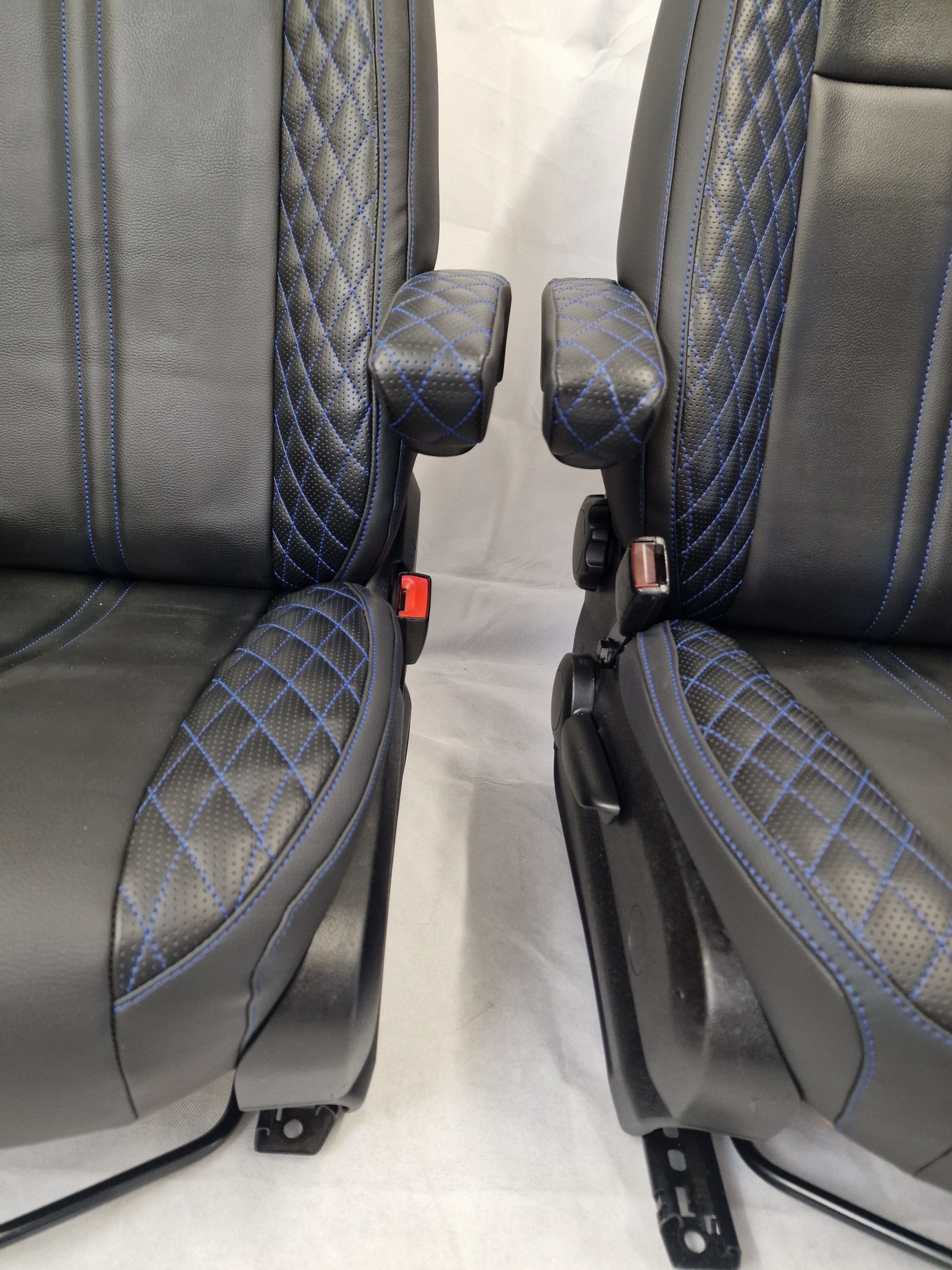 Mercedes Sprinter Captain Seats 2006/2017 image 1