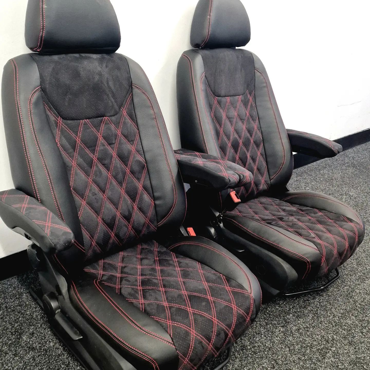 Mercedes Sprinter / Vw Crafter Captain 07/2017 Seats Luxe Cruiser image 3