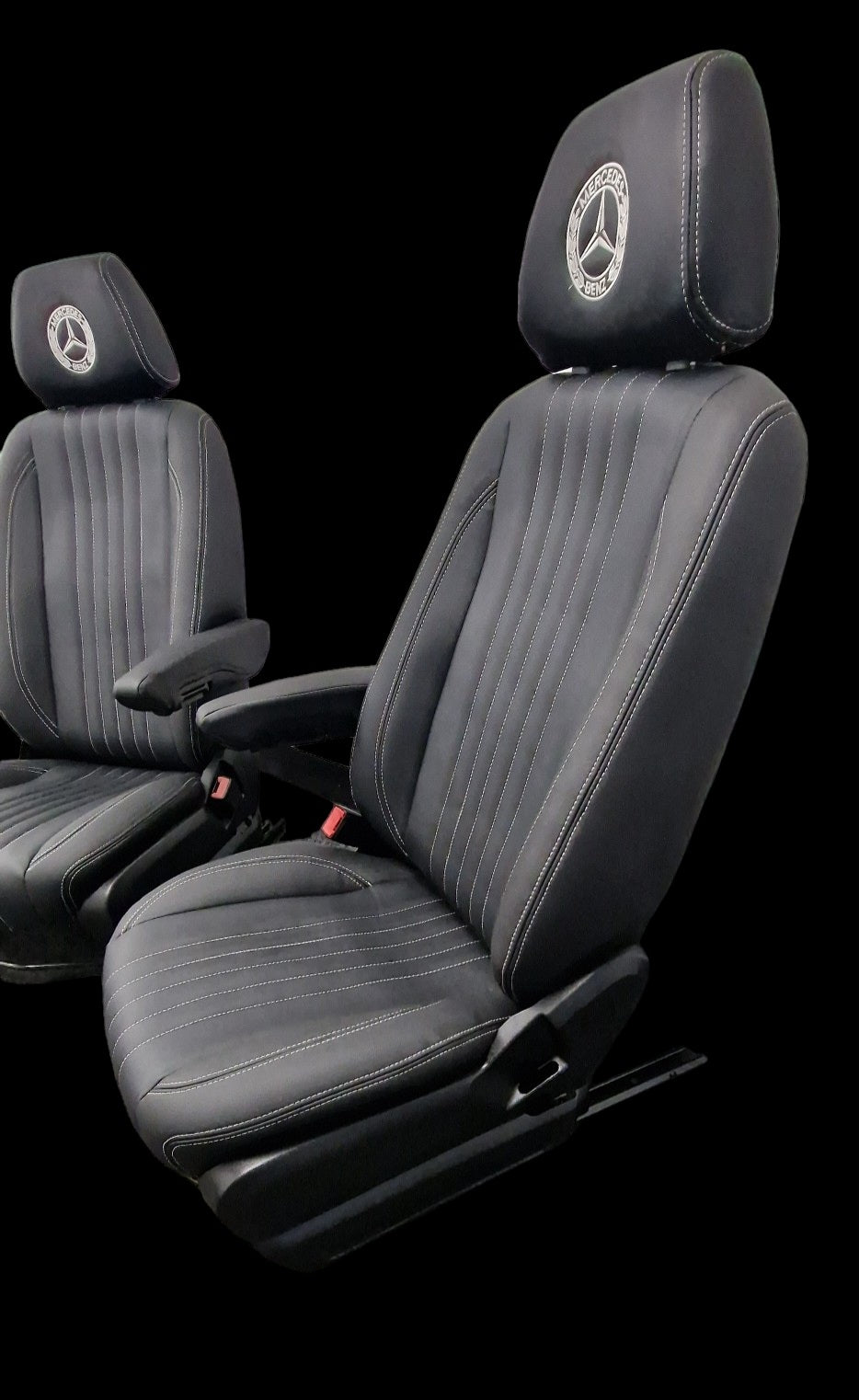Mercedes Sprinter Seats With Vertical Lines  image 7