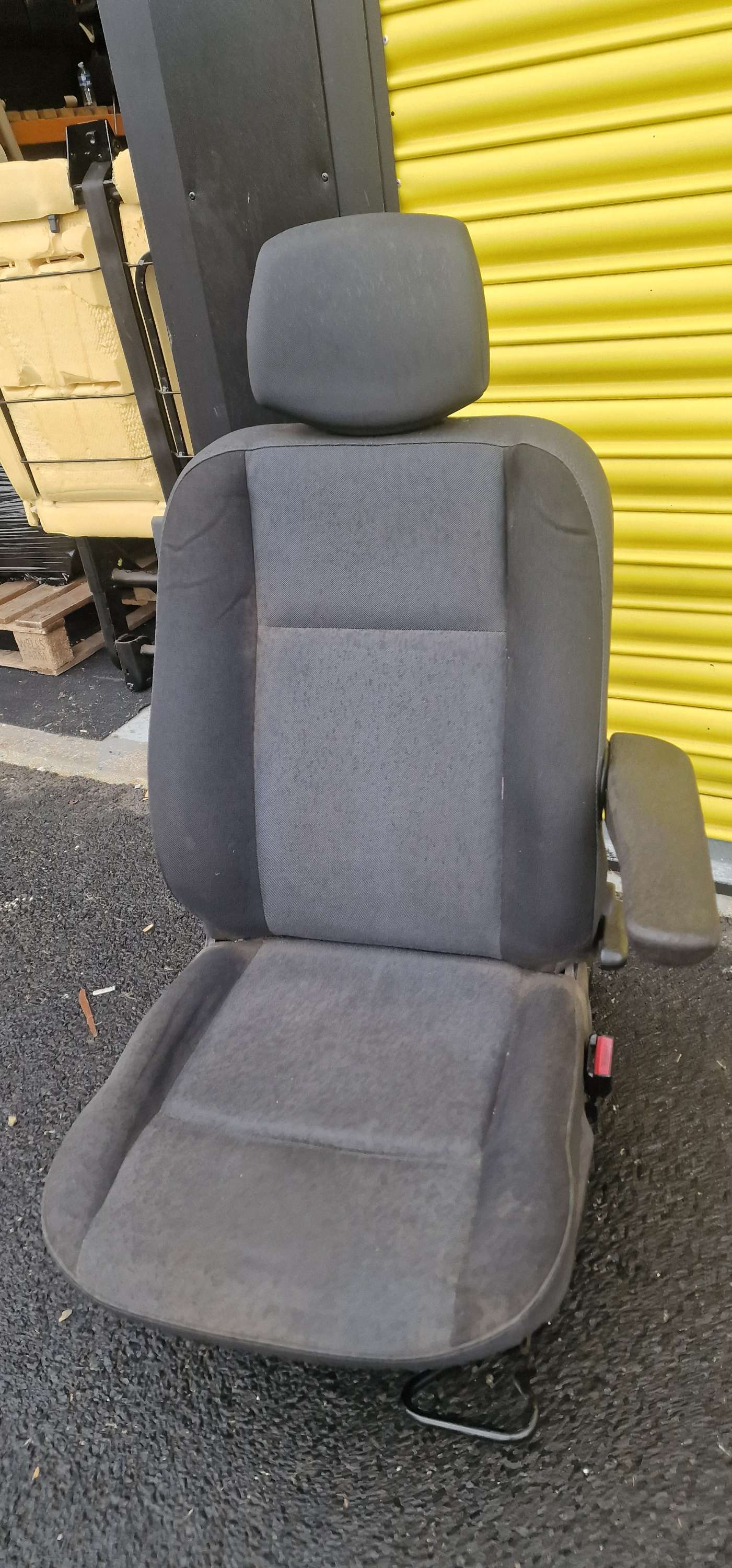Renault Master /  Movano NV400 - Single Drivers Seat  (2010-On) image 0