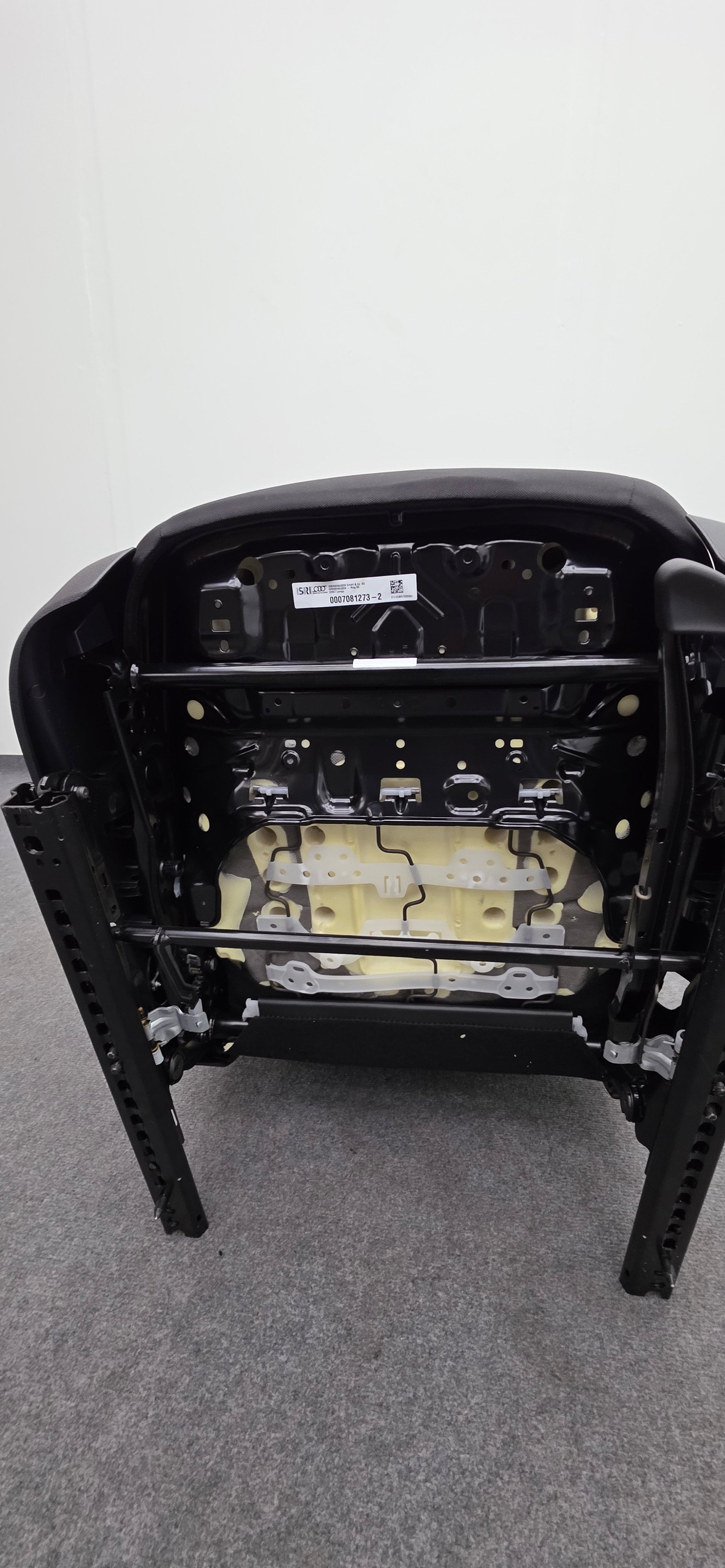 MERCEDES SPRINTER W907 SEAT FRONT SINGLE PASSENGER SEAT  image 9