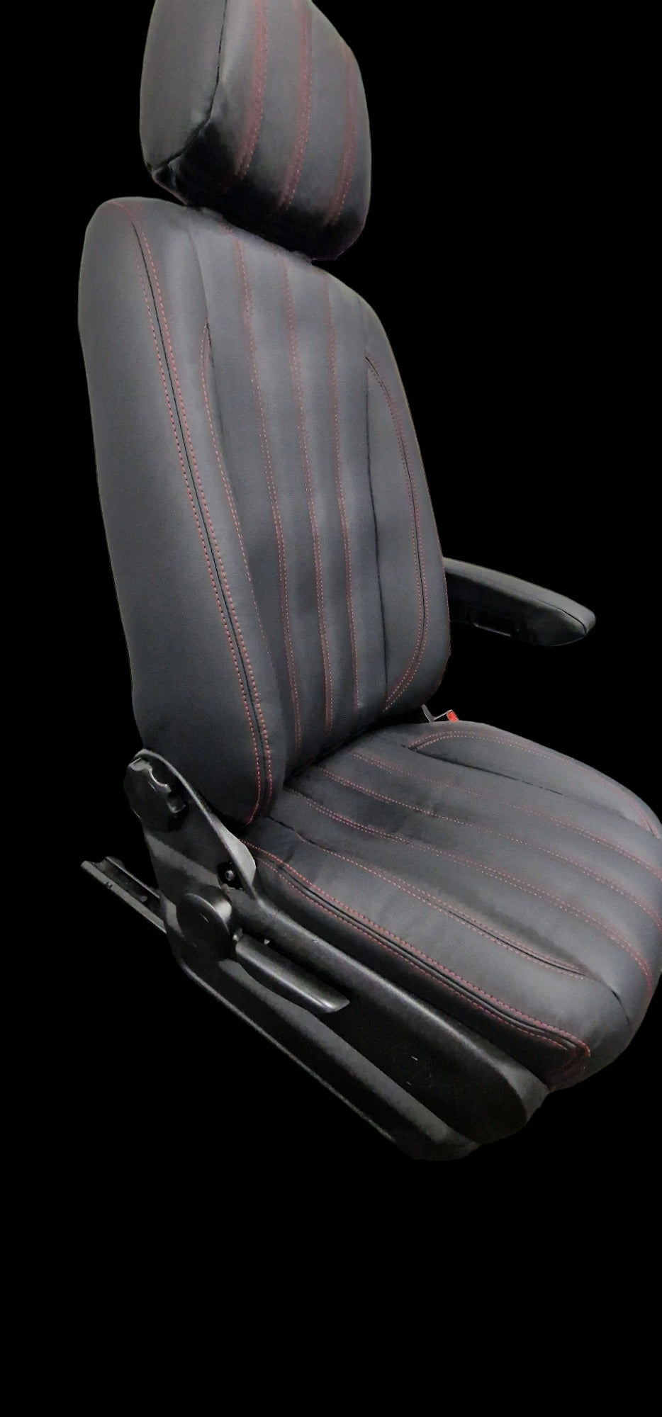 Mercedes Sprinter Seats With Vertical Lines  image 5