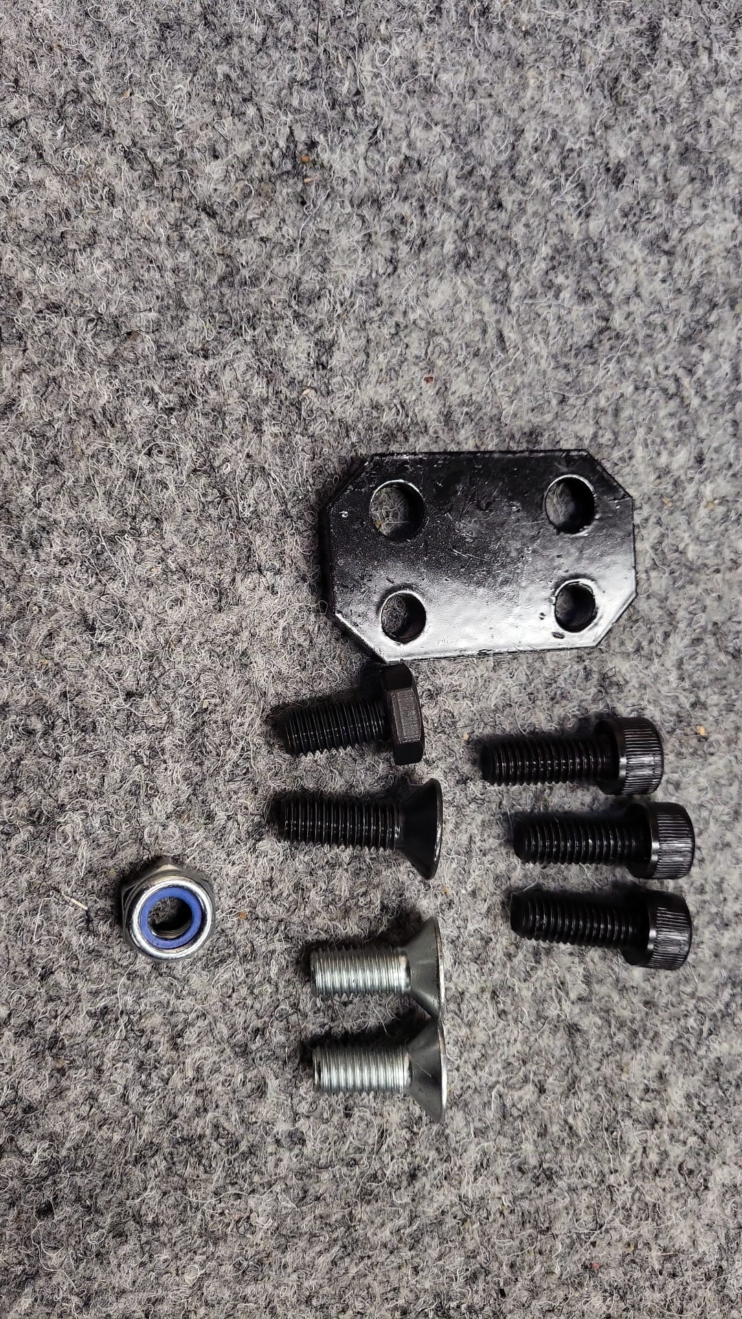 Mercedes Sprinter 2006-17 lowering kit +fixing bolts image 0