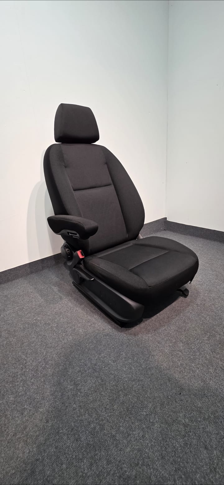 Mercedes Sprinter W907 Passenger Single Seat  image 0