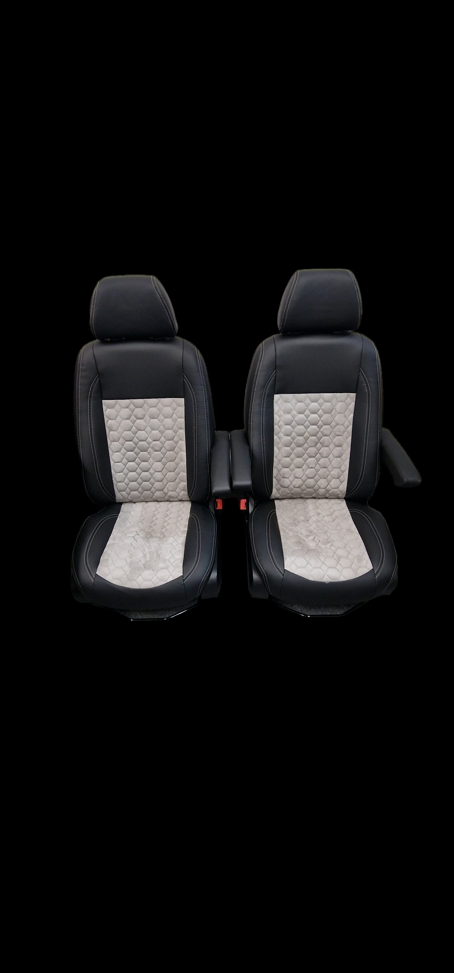 Mercedes Sprinter Captain Seats in Black and grey image 0