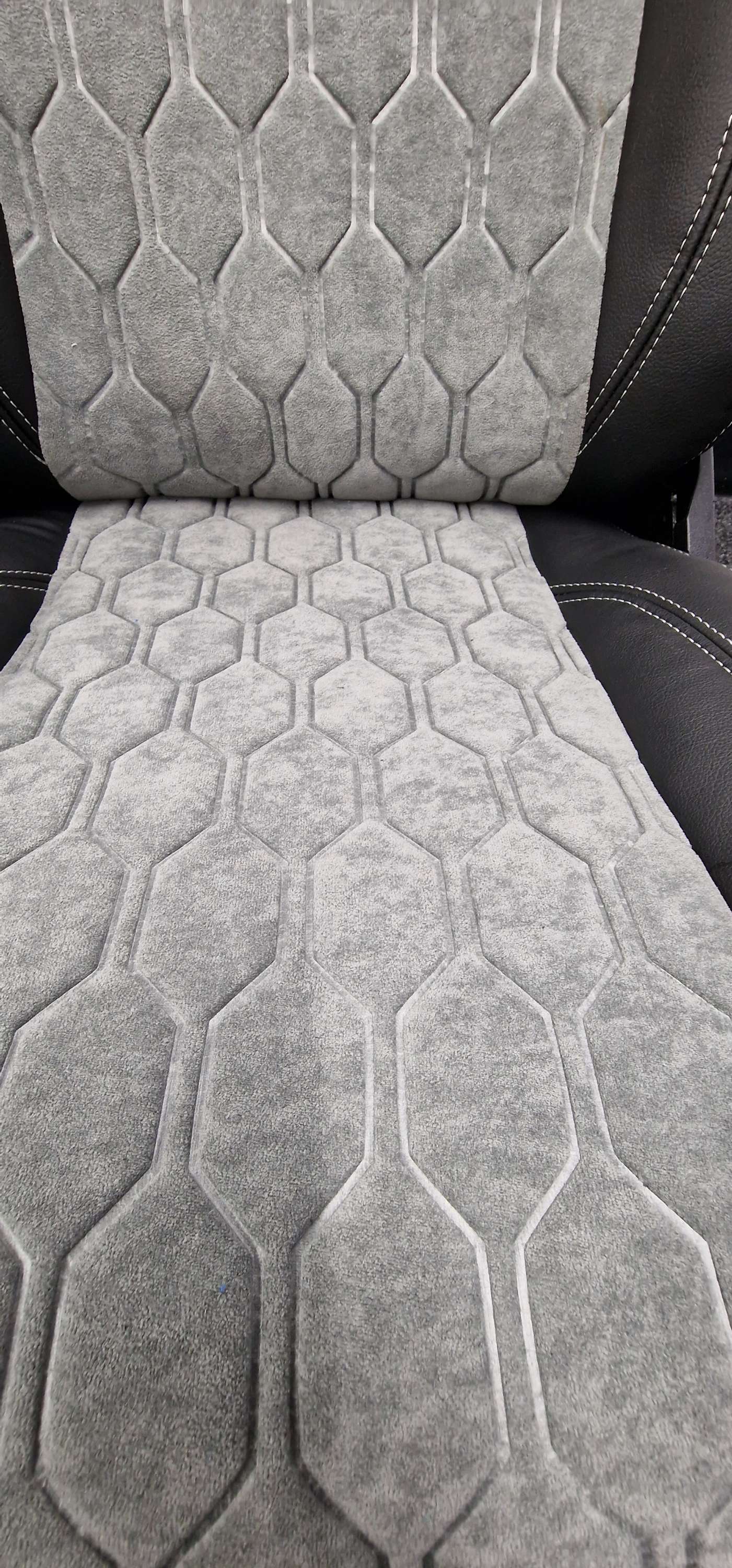 Mercedes Sprinter Captain Seats 2006/2022 gray honeycomb image 4
