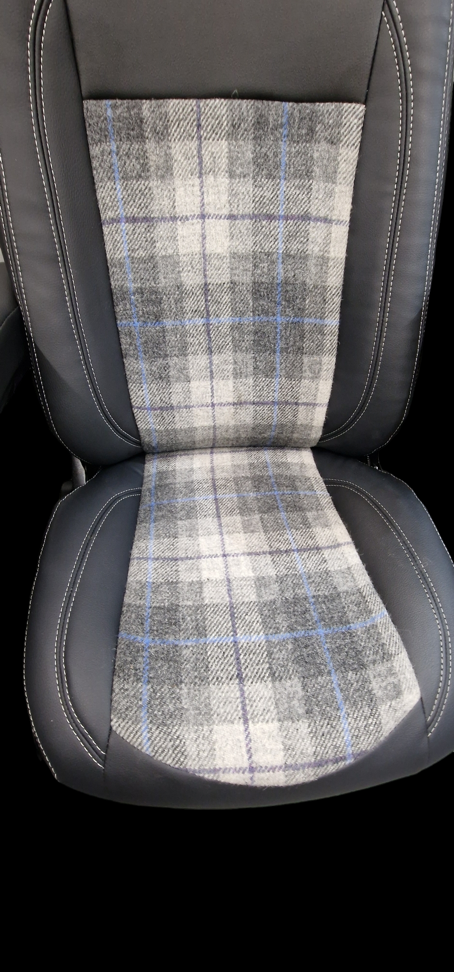Mercedes Sprinter Tartan Seats image 9
