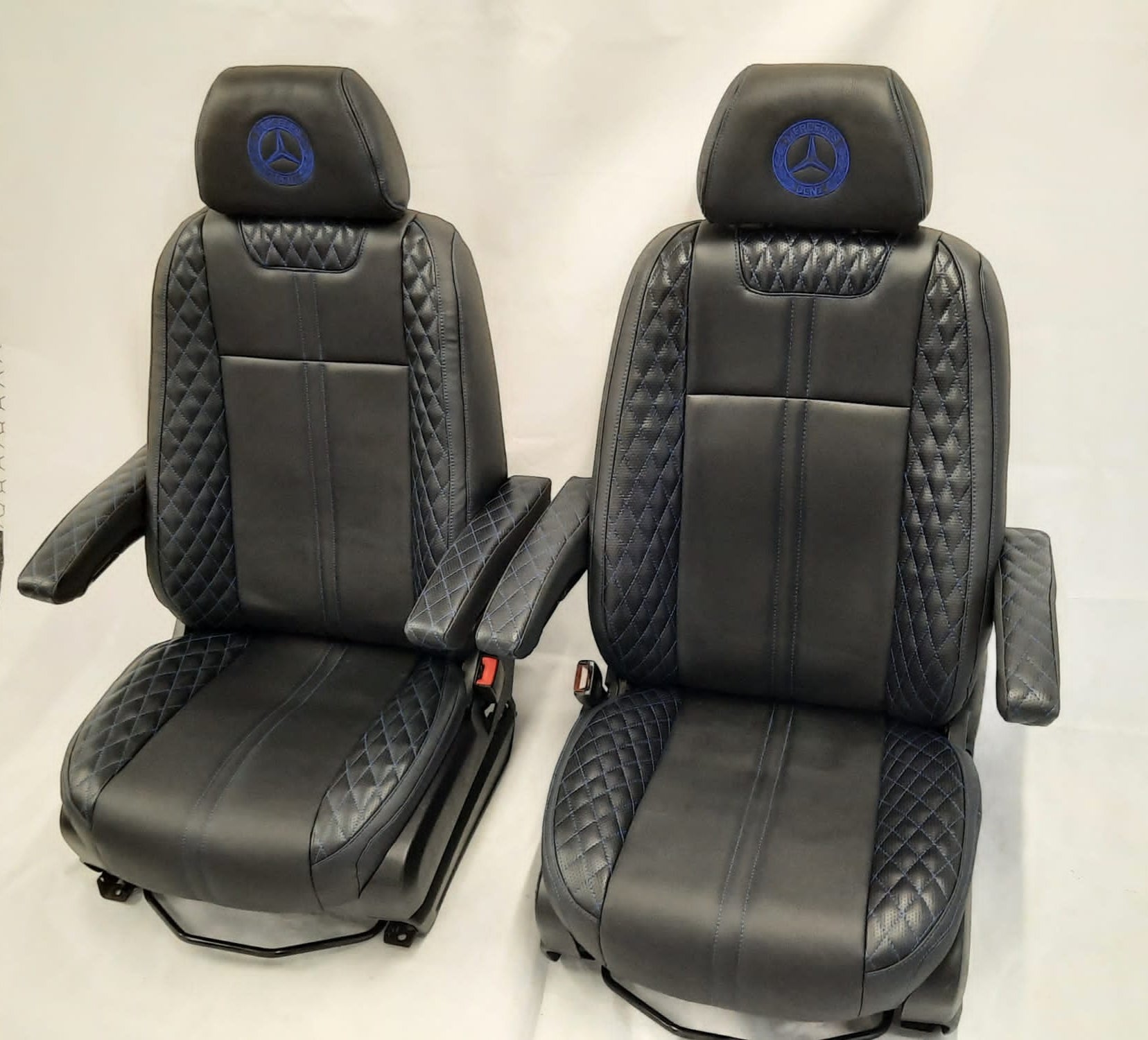 Mercedes Sprinter Captain Seats 2006/2017 image 0
