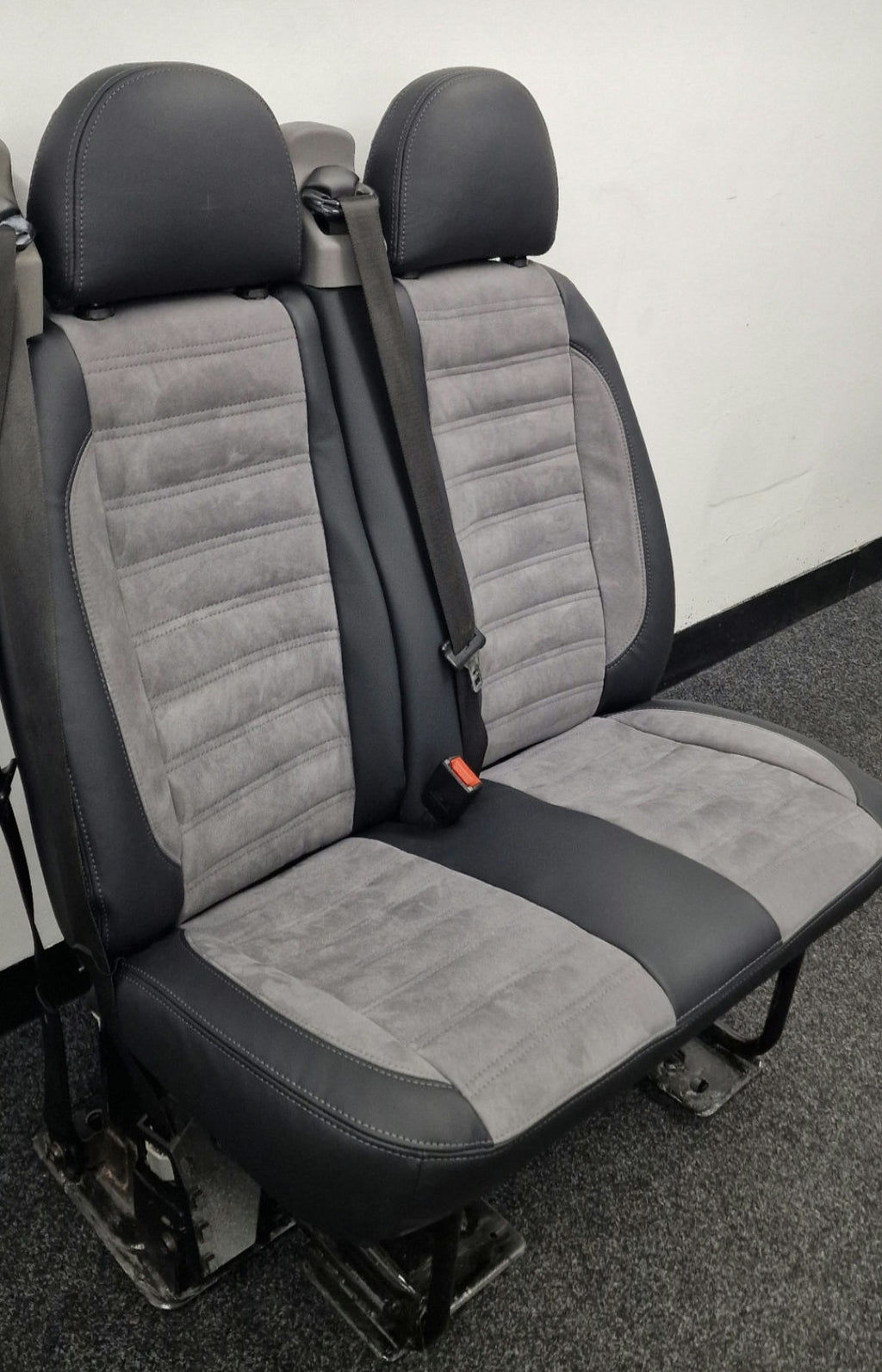 Mercedes Sprinter/Vw Crafter Rear Seat With Seatbelt  image 1