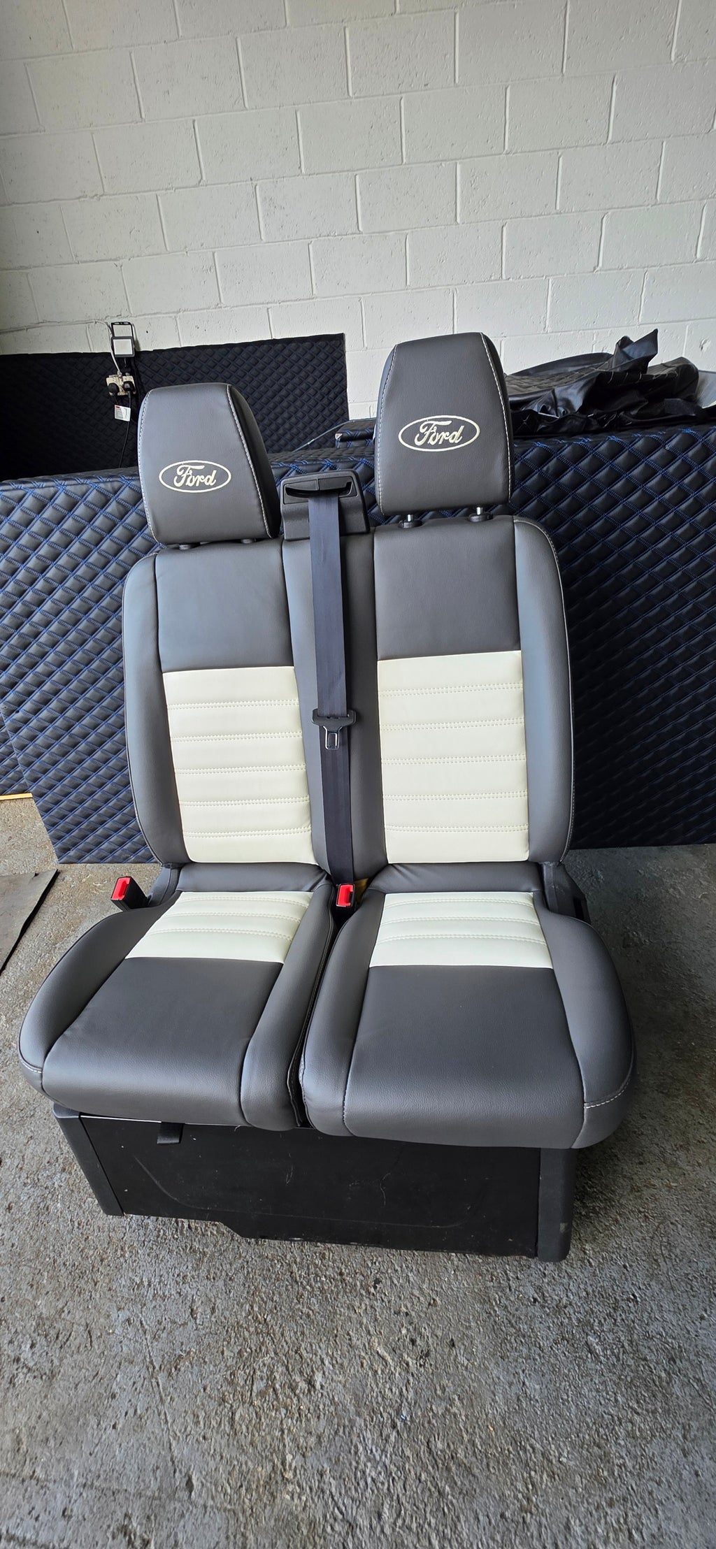 Ford Transit Custom Mk8 Double Seat image 4