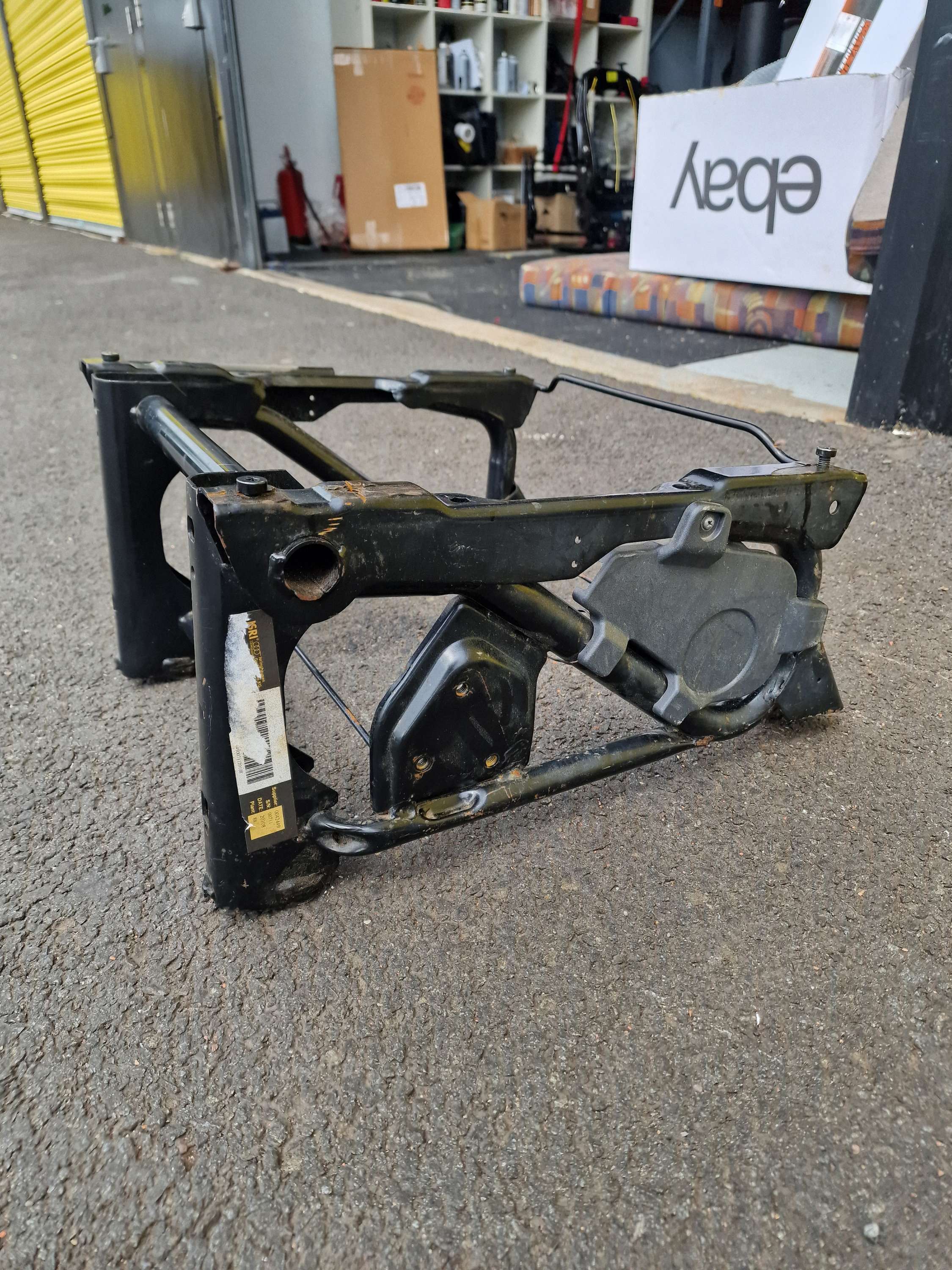   Fiat Ducato, Peugeot Boxer, Citroën Relay  Single passenger  Seat Base  image 1