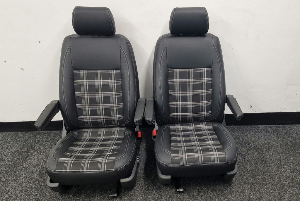VW  Transporter T5 captain Seats  in Tartan image 5
