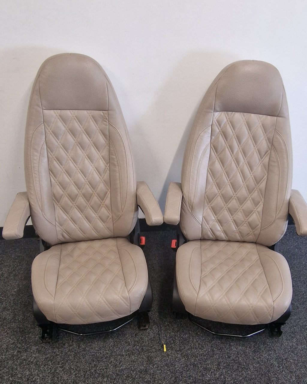 Mercedes Sprinter Seats 2007to 2017 image 11