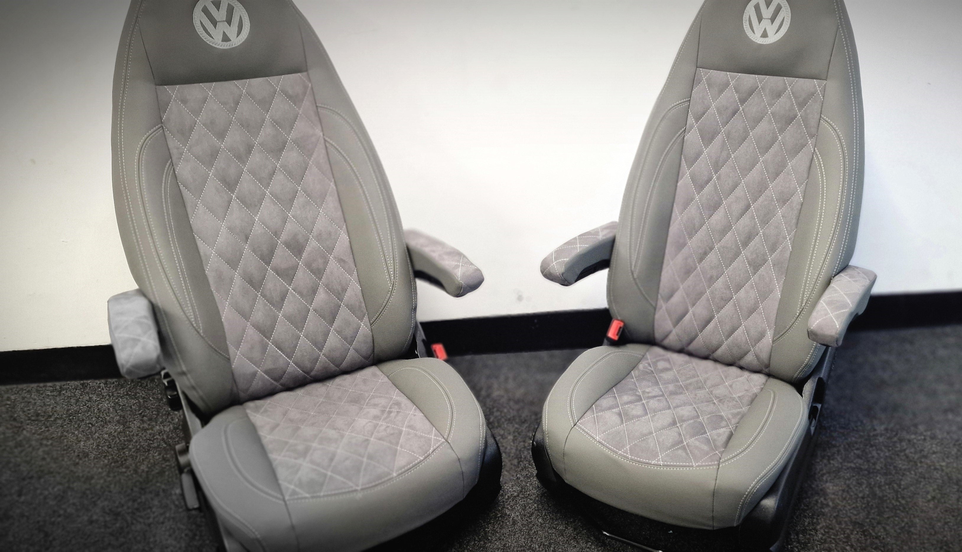 Mercedes Sprinter Seats 2007to 2017 image 1